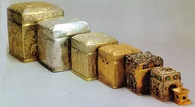 u216-chinese_boxes