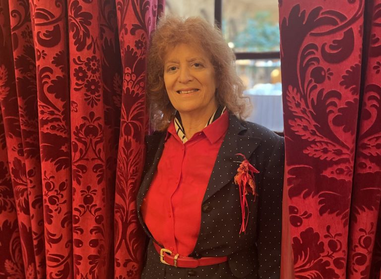 u63-FrannBercot-ArtsSciencesLettres25-phL3D-1